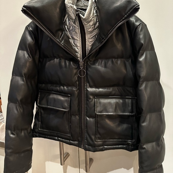 Gorgeous and warm jacket with faux vest (silver) insert - Picture 2 of 8